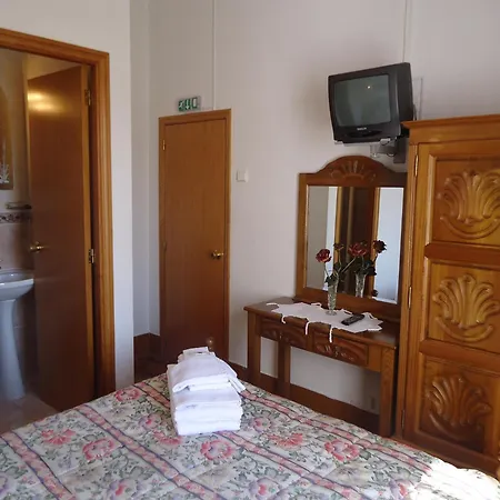 Hotel Aviz