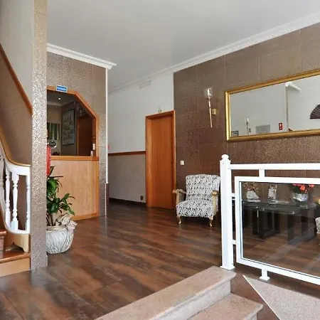 Hotel Aviz