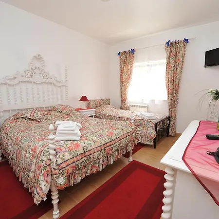 Hotel Aviz 2*