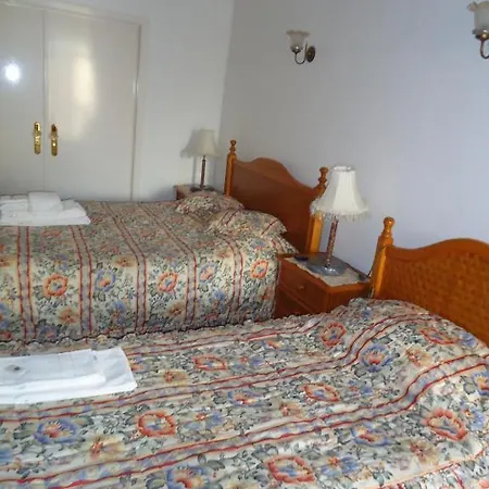Aviz Hotel 2*